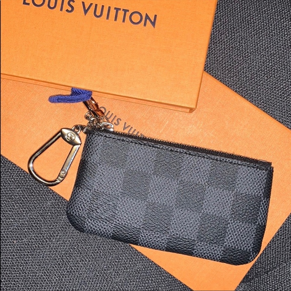 Louis Vuitton Damier Graphite Key Cle Pouch